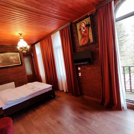 Chateau Chikovani Hotel Gordi Kültér fotó