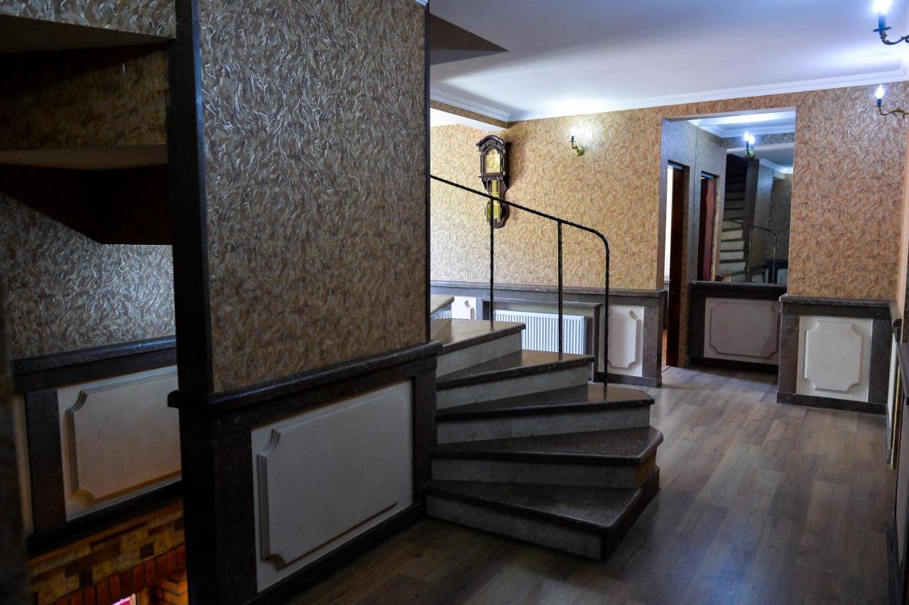 Chateau Chikovani Hotel Gordi Kültér fotó