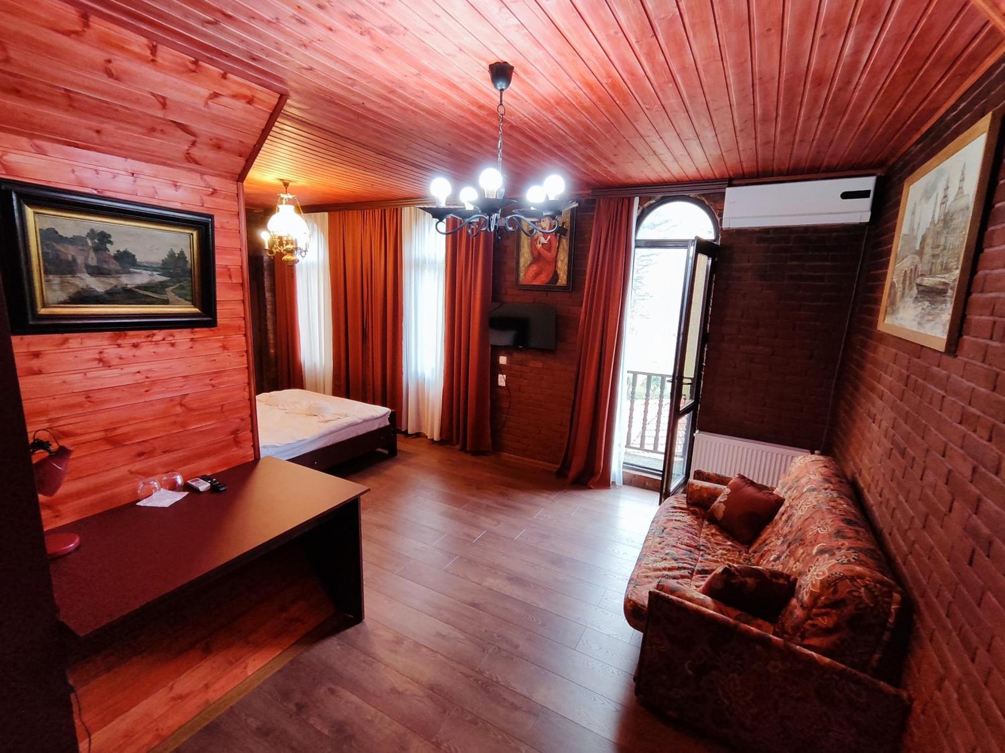Chateau Chikovani Hotel Gordi Kültér fotó