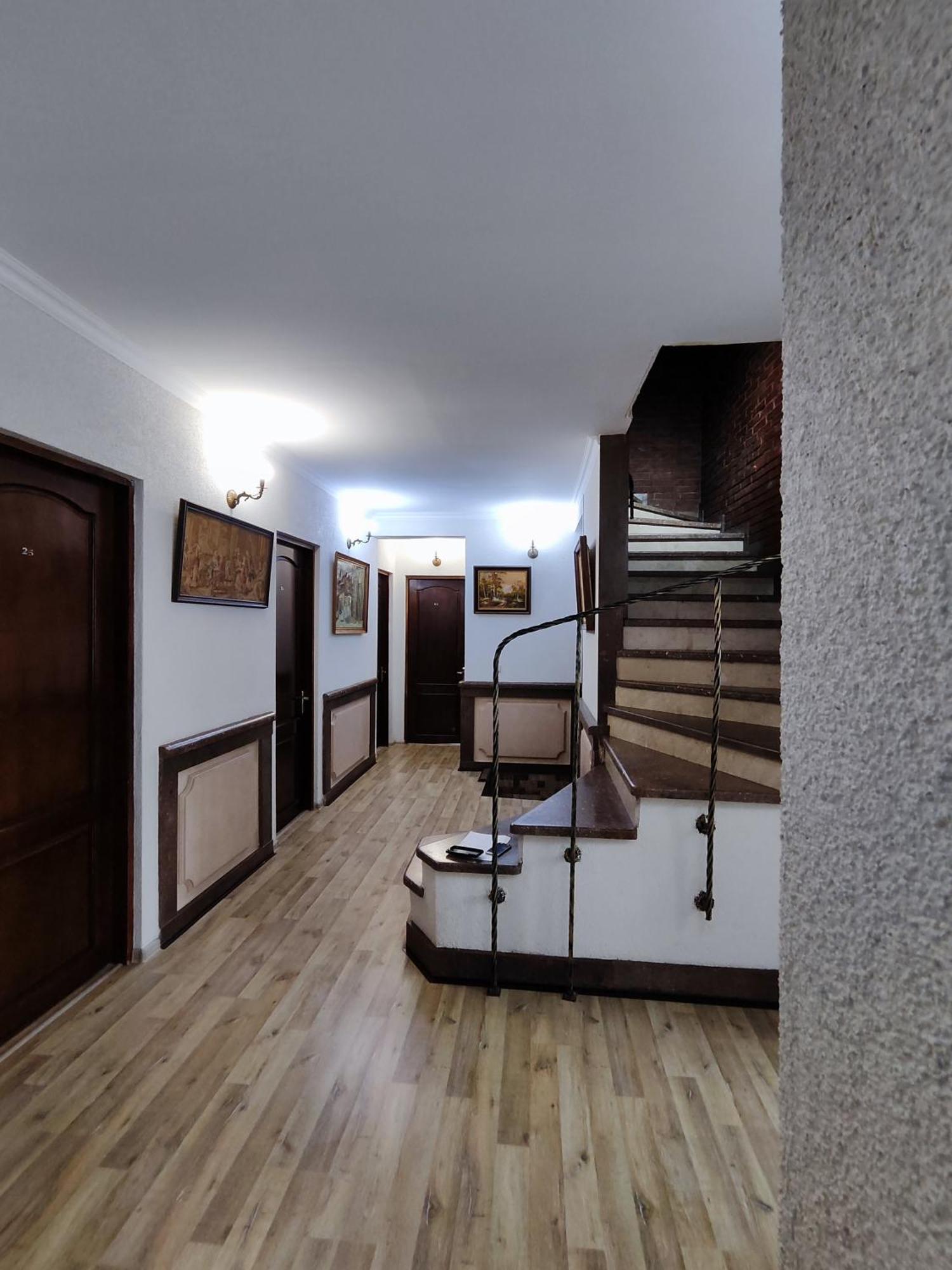Chateau Chikovani Hotel Gordi Kültér fotó