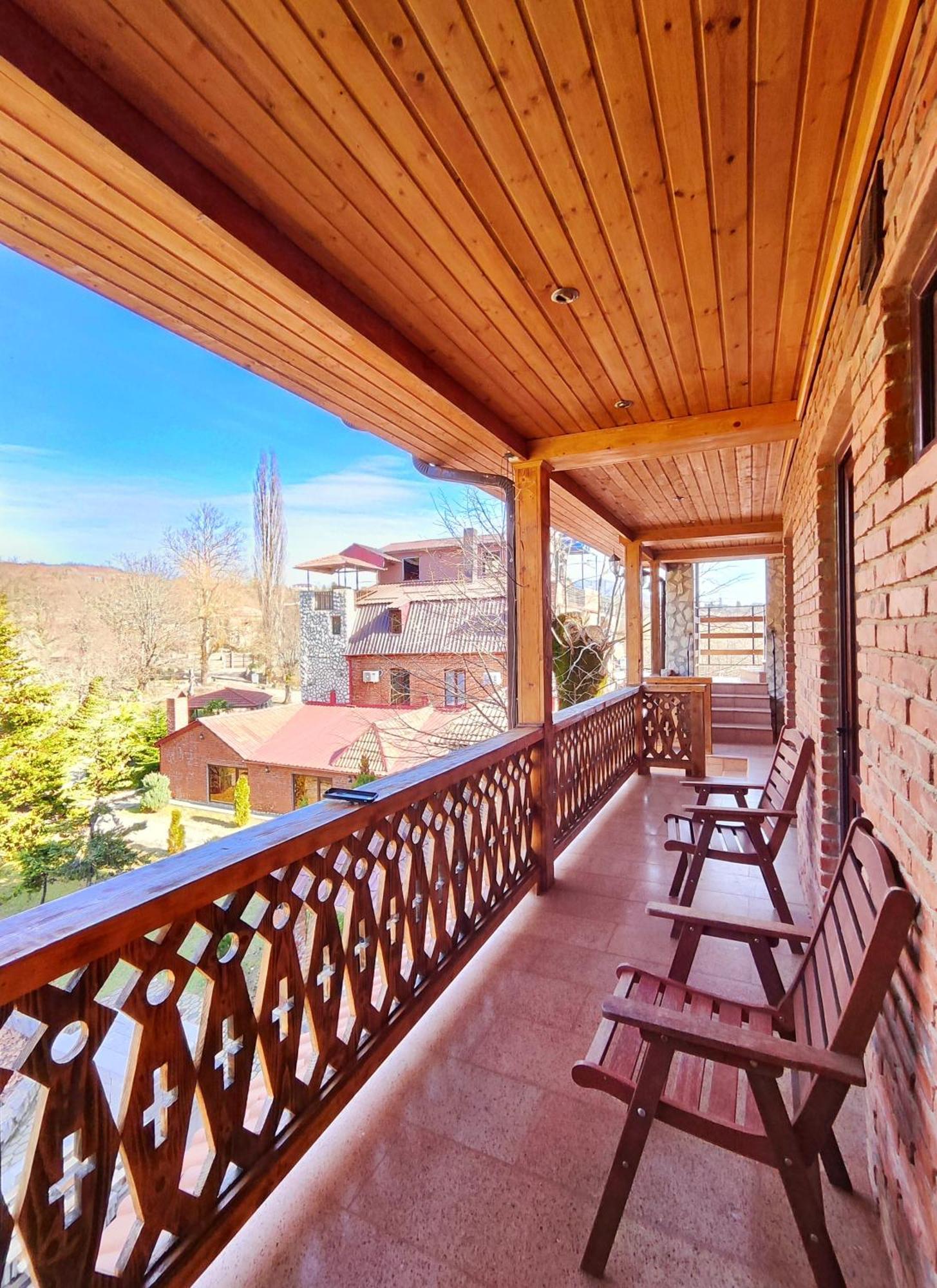 Chateau Chikovani Hotel Gordi Kültér fotó