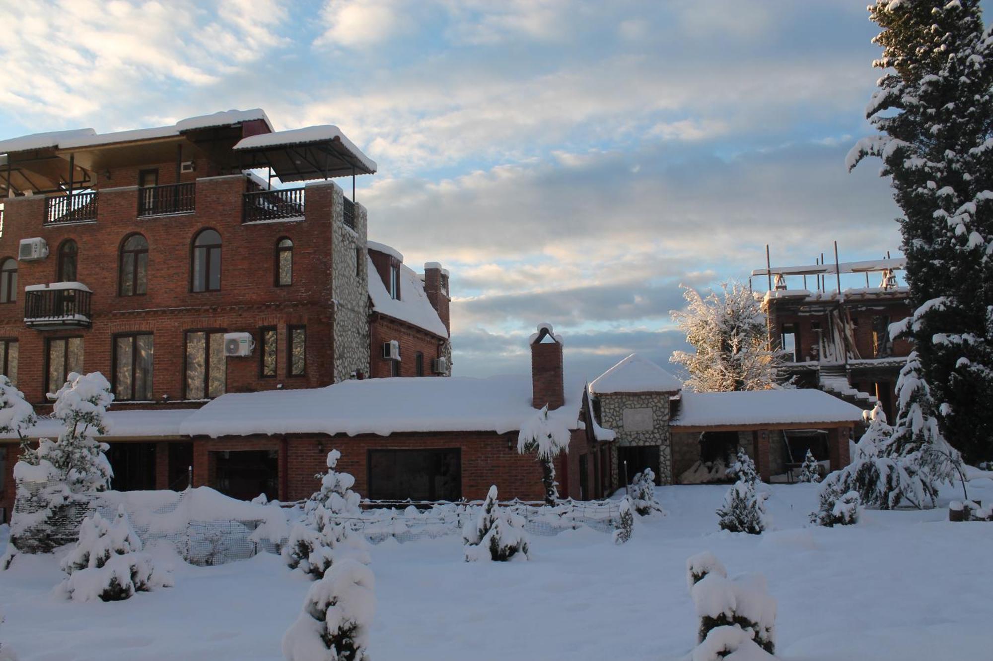 Chateau Chikovani Hotel Gordi Kültér fotó