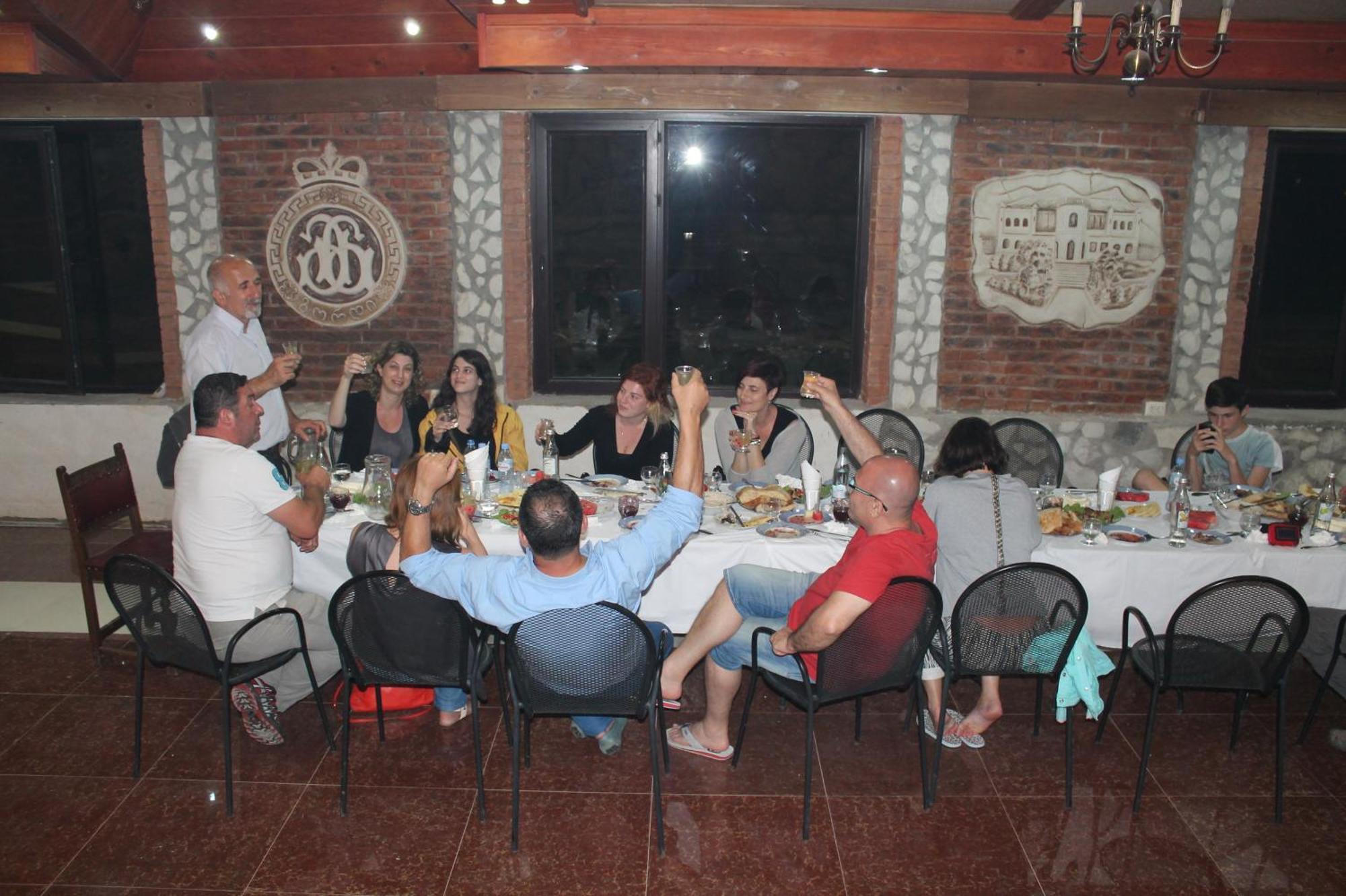 Chateau Chikovani Hotel Gordi Kültér fotó