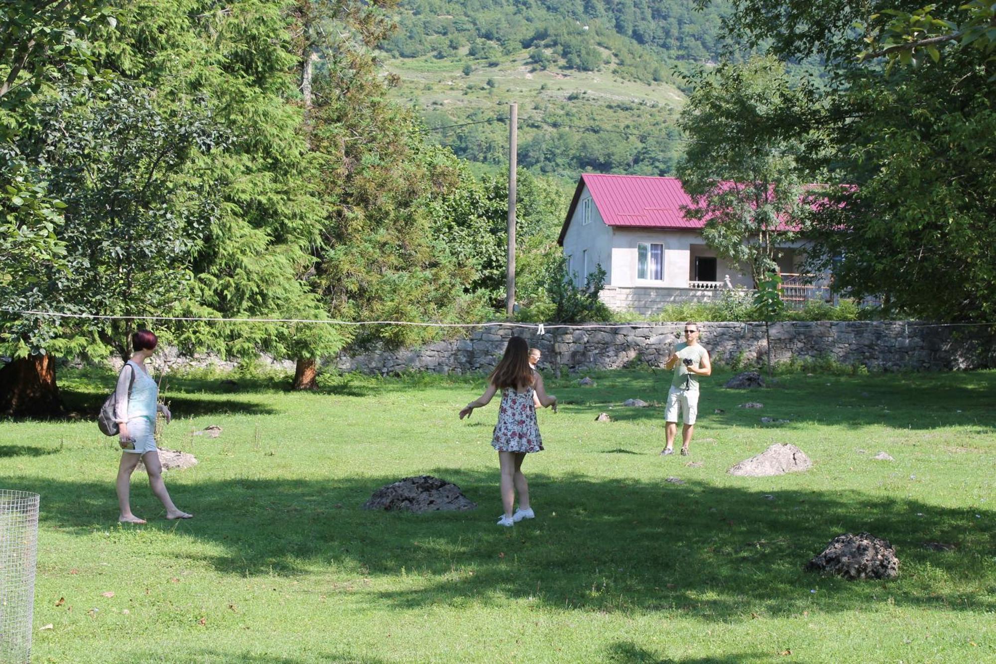 Chateau Chikovani Hotel Gordi Kültér fotó