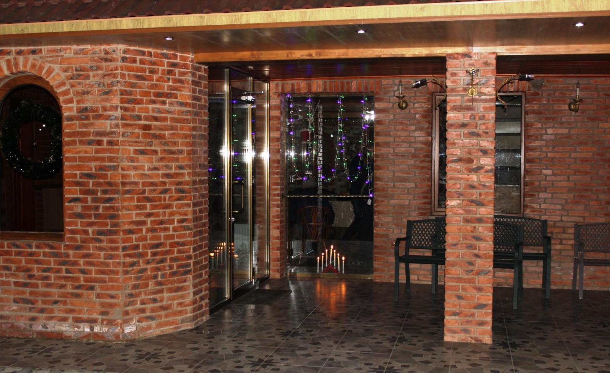 Chateau Chikovani Hotel Gordi Kültér fotó