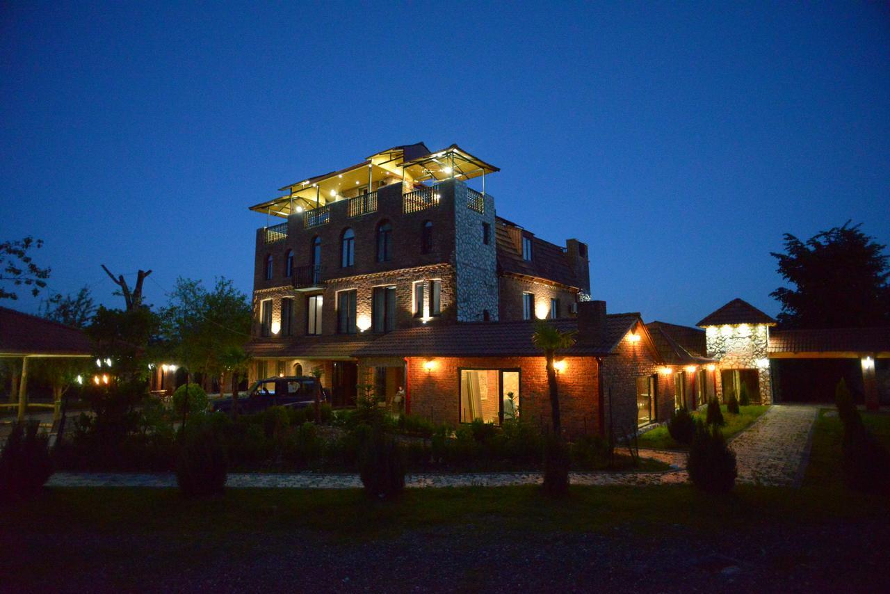 Chateau Chikovani Hotel Gordi Kültér fotó